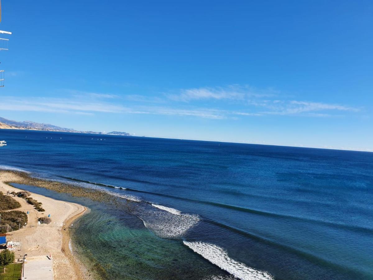Sobre Las Olas Del Mar El Campello Exterior foto